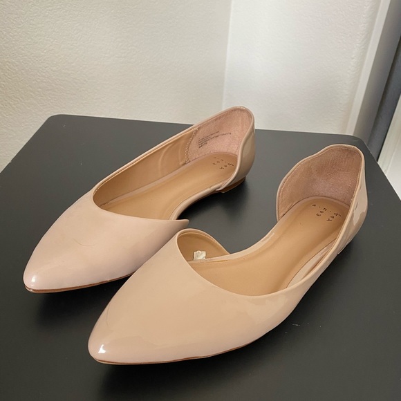 Flats - Picture 2 of 2